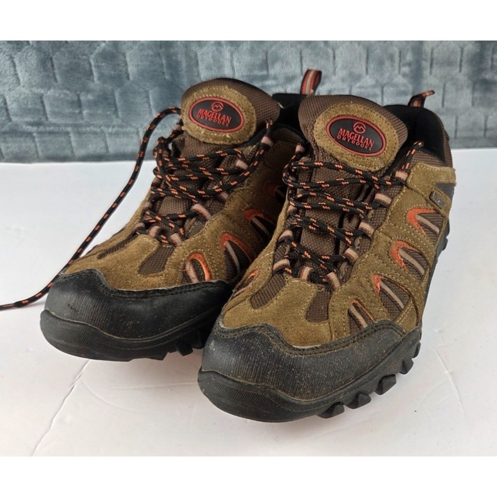 Magellan  Hiking Shoes  FWMFMC1017 - Men's Sz 8.5D‎